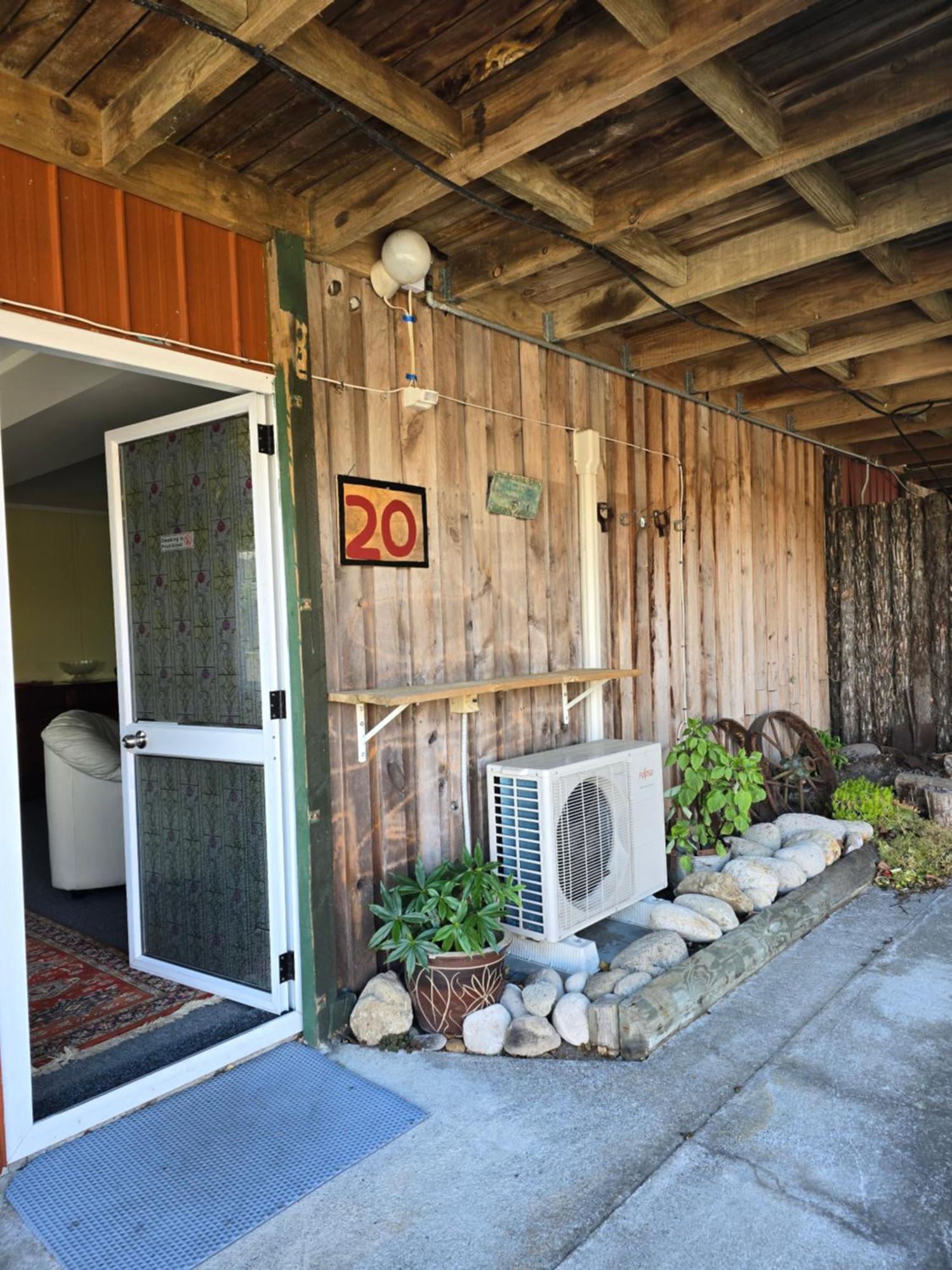 The Redbarn Villa Turangi Kültér fotó